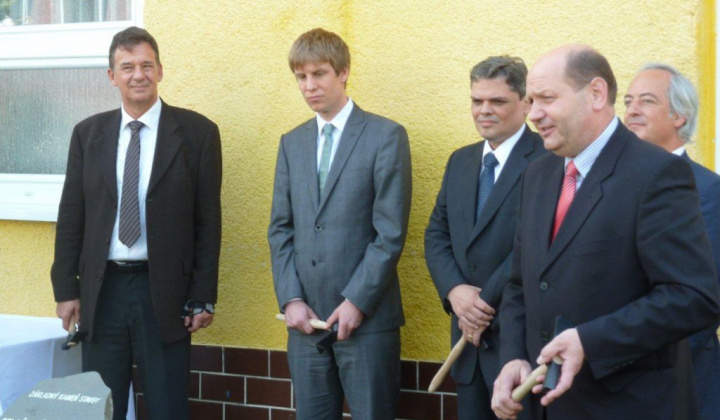 6. fotografia fotogalérie Švajčiarske projekty / Slávnostné zahájenie stavby - foto